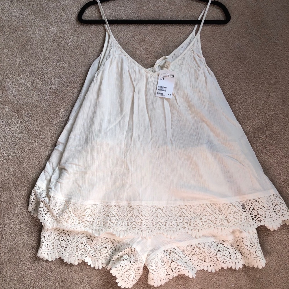 Pretty Summer Romper - Picture 6 of 7